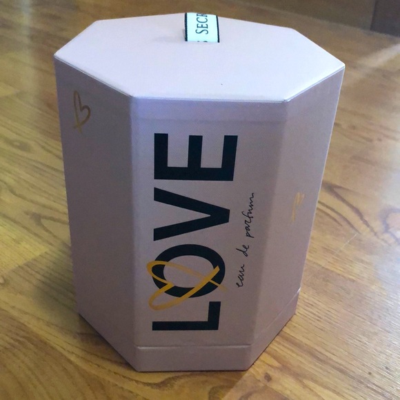 Victoria’s Secret LOVE Giftset. Brand New in Box,New Products : American Fashion Style Bags On Sale